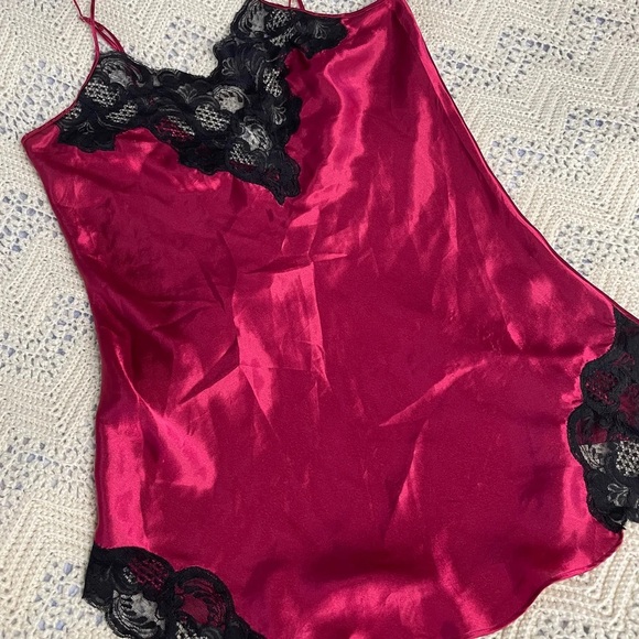 Vintage Large Victoria’s Secret Slip Dress Gold Label Coquette Red Black Nighty - Picture 1 of 7